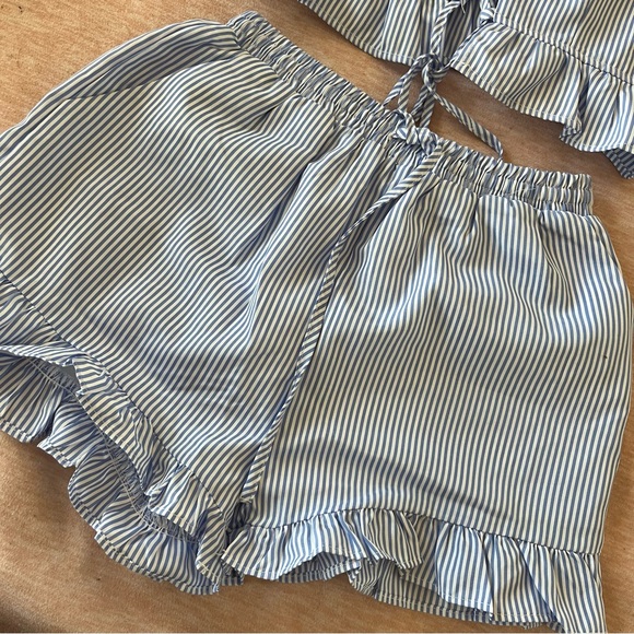 Sweet Mayhem Blue/White Striped Set (Crop tank and shorts) XS/S - Picture 5 of 5